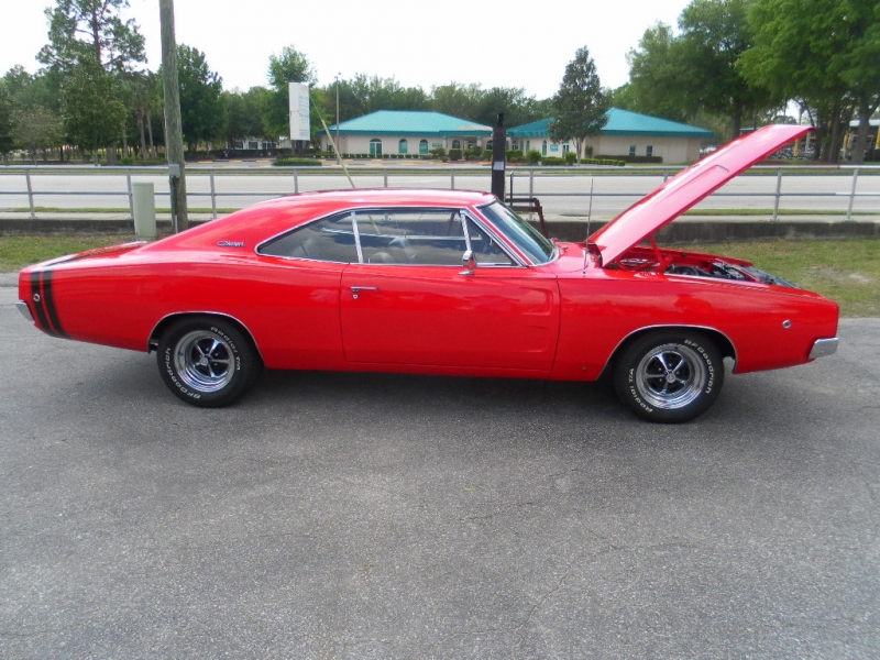 1968 DODGE CHARGER